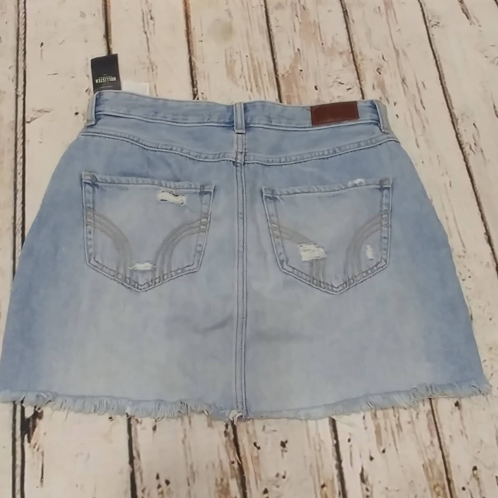 NWT Hollister High-Rise Distressed Jean Skirt 9 - Picture 3 of 6